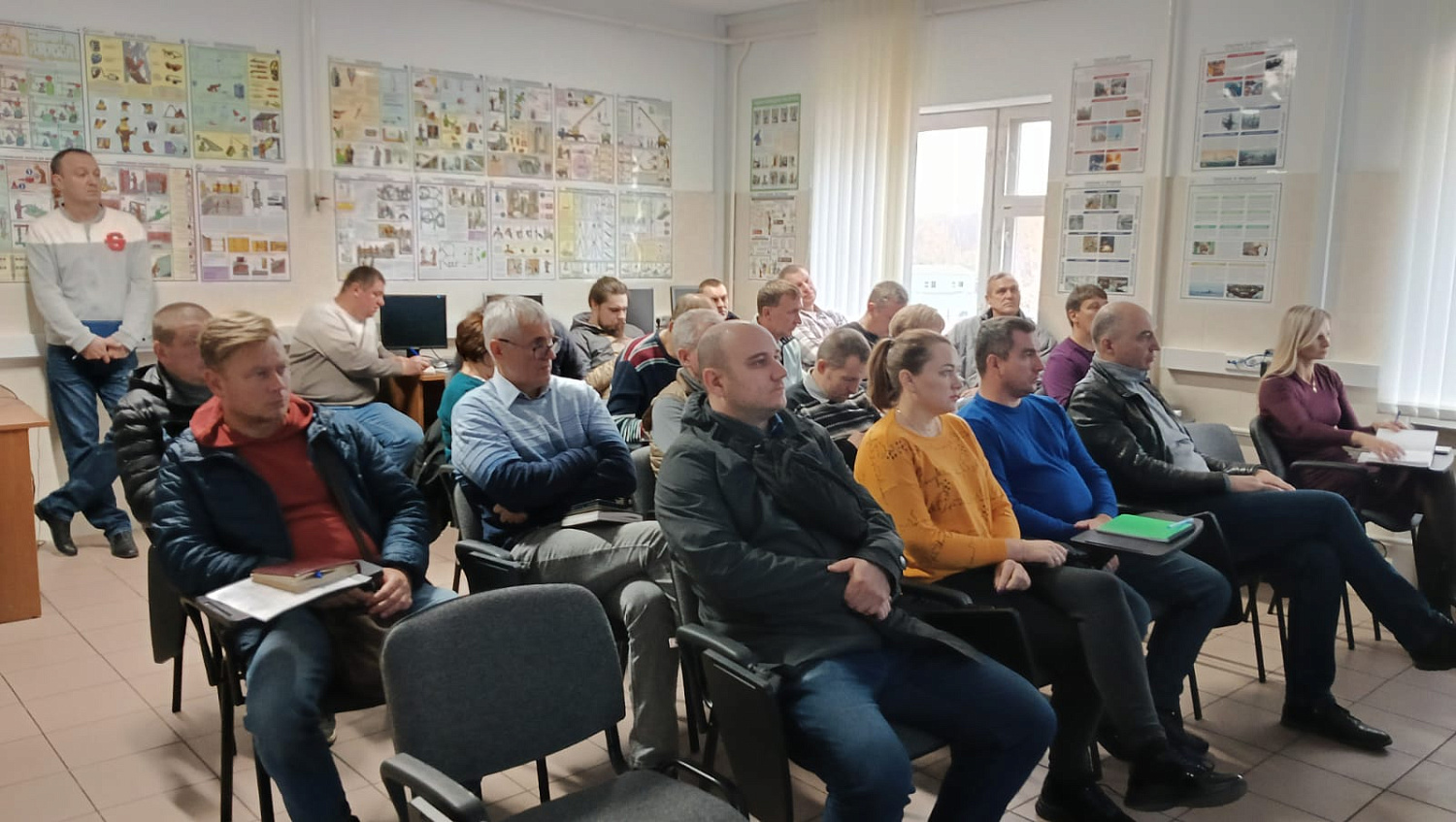 Занятия по пожарной безопасности с работниками